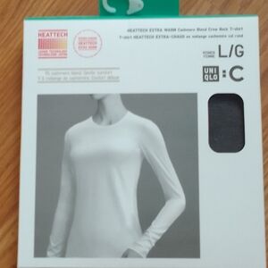 HEATTECH Extra Warm Cashmere Blend Crew Neck T-shirt - Women's L/G